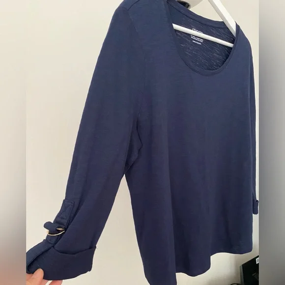 Chico's women’s Navy Top Size L - Picture 4 of 7